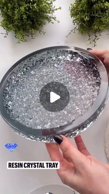 Just4youonlineuk on Instagram: "Just one of @ideasdecor_de amazing silicone moulds 😍 This beautiful crystal silicone tray mold was created using Apex resin. We 100% recommend the quality and durability of these molds, not to mention the many many beautiful designs available 😊 Visit @ideasdecor_de shop (link in her bio) and use JUSTFORYOU for 15% off 🥳 #just4youonlineuk #apexresin #apexangels  . . . . . . . #siliconemolds #resin #design #resintray #resintraymold #diy #resinhobby #creativity #druzy #druzyagate #resincraft #resinmolds" How To Make Silicone Molds Diy, Silicon Molds Diy, How To Clean Resin Molds, Resin Mould Ideas, How To Make A Silicone Mold, Christmas Resin Tray, Resin Light Switch Plate, Resin Trays Diy, Christmas Resin Ideas