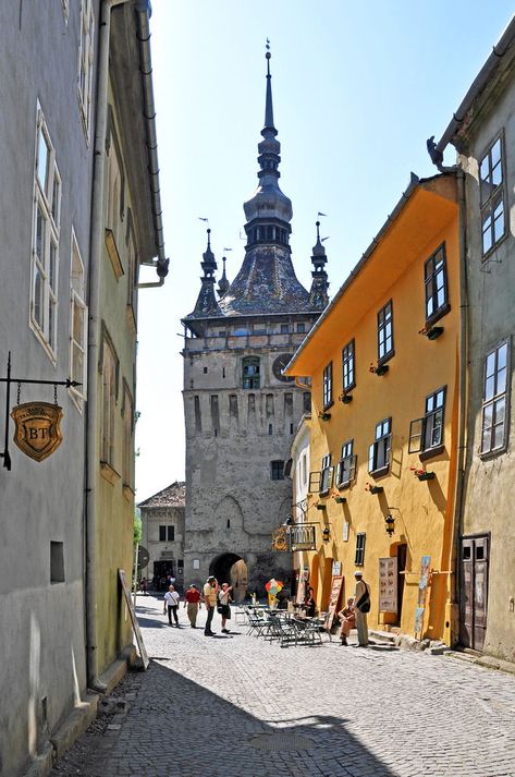 Sighisoara Romania, Architecture Photography Buildings, Watercolor Architecture, European City, Architecture Drawing Art, Landscape Photography Nature, Brick Road, Visit Europe, Foto Art