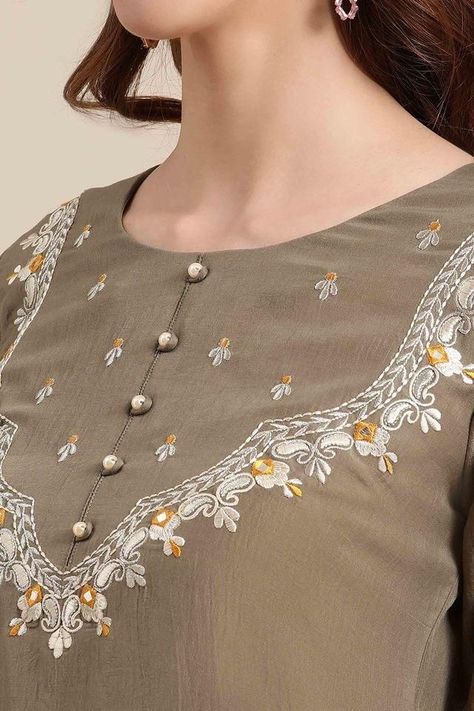 Embroidery Kurtas Woman, Machine Embroidery Dress Designs, New Machine Embroidery Designs For Suits, Hand Work Embroidery Suits, Neck Embroidery Designs For Kurtis, Machine Embroidery Designs For Suits, Shawl Embroidery, Shoppers Stop, Embroidery Kurta