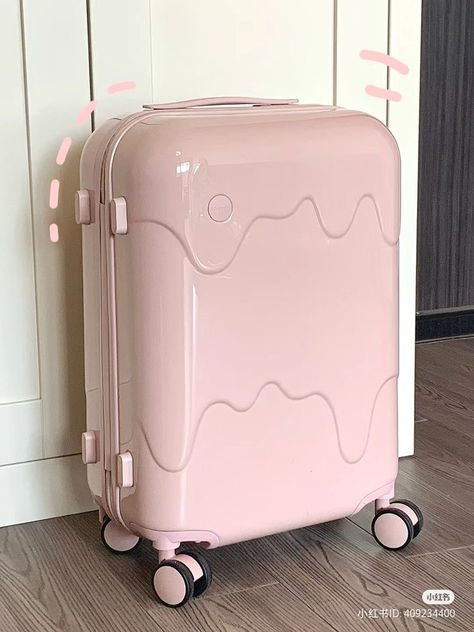 Suitcases Aesthetic, Suit Cases Travel, Luggage Aesthetic, Pink Sets, Korean Bags, Koleksi Makeup, Tas Lv, Mystery Room, Pink Suitcase