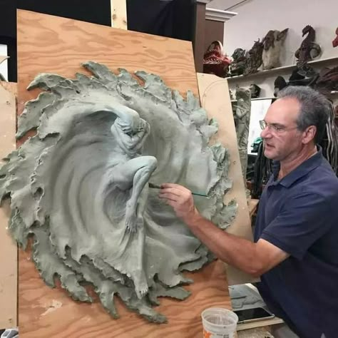 3d Wall Art Sculpture, Ceramic Sculpture Figurative, Sculpture Art Clay, Plaster Art, Ceramics Pottery Art, Clay Art Projects, Figurative Sculpture, Canvas Designs, Mural Art