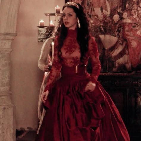 Reign Mary Red Dress, Dresses From Reign, Reign Inspired Dresses, Queen Mary Reign Dresses, Reign Dresses Gowns, Reign Red Dress, Mary Reign Outfits, Mary Stuart Dress, Mary Stuart Reign Dresses