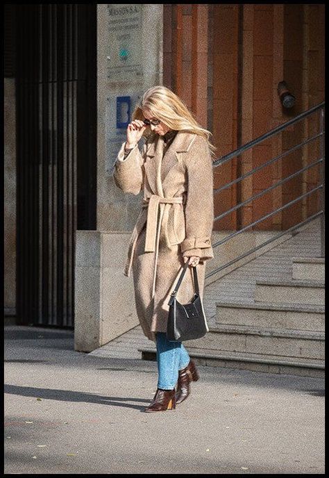 Rouje Style, Cbk Style, Carolyn Bessette Style, Carolyn Bassette, 90s Style Icons, Rouje Paris, 90s Minimalism, Carolyn Bessette, Dutch Style