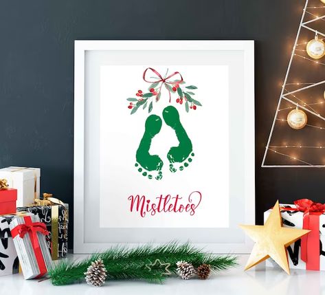 Mistle Toe Christmas, Foot Print Mistletoes, Mistle Toes Footprint Ornament, Christmas Baby Footprint Art, Mistletoe Baby Footprint, Mistle Toes Footprint Canvas, Feet Christmas Crafts, Miseltoe Crafts For Kids, Baby Mistletoes Foot Prints