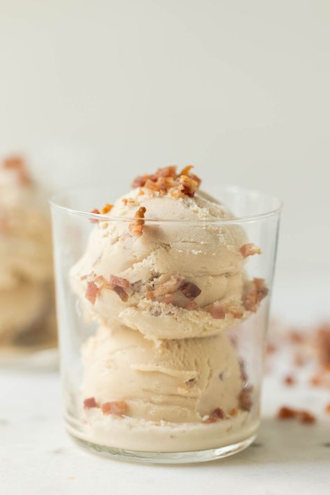 Maple Bacon Ice Cream Maple Bacon Ice Cream, Recipe Ice Cream, Maple Ice Cream, Bacon Ice Cream, Wyse Guide, Gourmet Ice Cream, Ice Cream Photography, Lavender Ice Cream, Ice Cream Birthday Cake