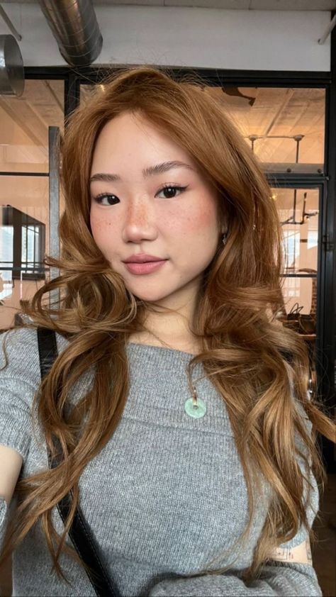 Brown Orange Hair, Orange Brown Hair, Blonde Hair Styles, Caramel Blonde Hair, Women's Haircut, Hair Asian, Hair Color Asian, Honey Brown Hair, Brown Hair Inspo