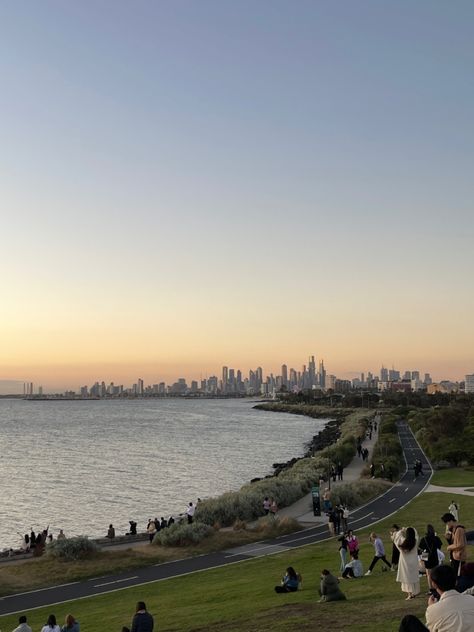 Melbourne Victoria Australia, St Kilda Beach Melbourne, Melbourne Australia Beaches, Australia Aesthetic Melbourne, Beaches In Australia, Australia Winter Aesthetic, Living In Australia Aesthetic, Australia Suburbs, Australia Melbourne Aesthetic