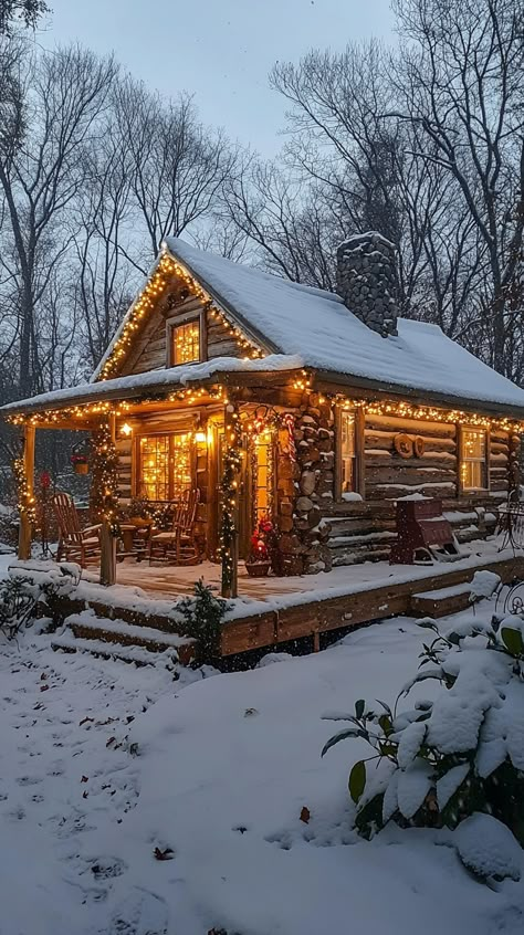 🏡✨ Step into a winter wonderland with this cozy log cabin! The warm glow of twinkling fairy lights against the snowy backdrop creates a magical, festive atmosphere. Perfect for sipping hot cocoa by the fire & embracing the Christmas spirit! ❄️�🎄  #christmas #cabin #winter #cozy #snow #holiday #festive #lights #home #rustic #magic #nature #decoration #warm #glow Rustic Winter Cabin, Cozy Christmas House Exterior, Log Cabin Christmas Decor Ideas, Cabin Christmas Aesthetic, Christmas Cabin Aesthetic, Gold Christmas Centerpieces, Log Cabin Christmas Decor, 90s Christmas Aesthetic, Old Christmas Aesthetic