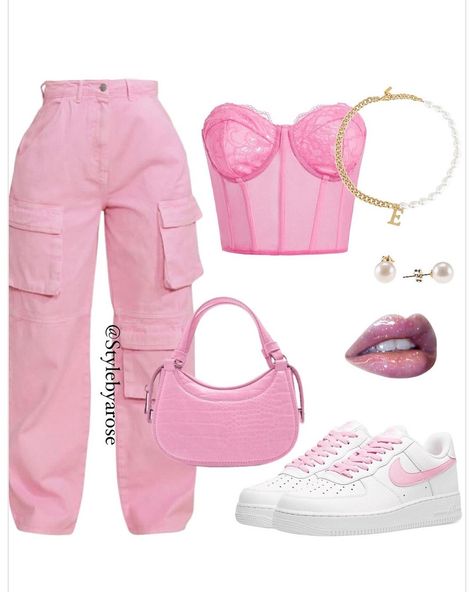 Cr. stylebyarose on ig Pink Cool Outfits, Women Pink Outfits, Pink Spring Outfits Aesthetic, Pink Fit Aesthetic, Pink Inspo Outfits, Pink Black White Outfit, Pink Outfits For Concerts, Pink Look Outfit, Cute Pink Outfit Ideas