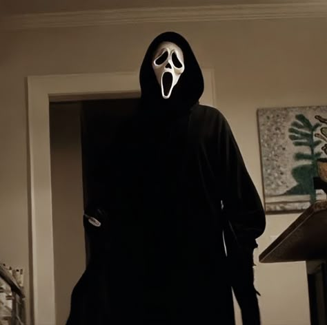 Scream 5 Ghostface, Amber Ghostface, Ghostface Funny, Ghostface Aesthetic, Mr Ghostface, Ghostface Wallpaper, Ghostface Costume, Scream Mask, Scream Movies