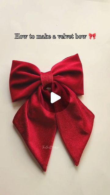 theonestitches_ on December 11, 2023: "Velvet hairbow tutorial 🎀 . . #bows #handmade #hairbows #bow #shopsmall #hairaccessories #smallbusiness #bowsbowsbows #babygirl #handmadebows #bowsofinstagram #supportsmallbusiness #headbands #fashion #babybows #hairbow #kidsfashion #bowsforsale #hairclips #babyfashion #as #accessories #handmadewithlove #baby #headband #mo #bowshop #bowsfordays #love #glitterbows". How To Sew A Fabric Bow, Free Hair Bow Pattern, Diy Girls Bows Hairbows, Crib Bows Diy How To Make, Homemade Bows For Hair, Velvet Bow Tutorial, Velvet Bow Diy, Diy Fabric Bow Tutorial, How To Make Cute Bows