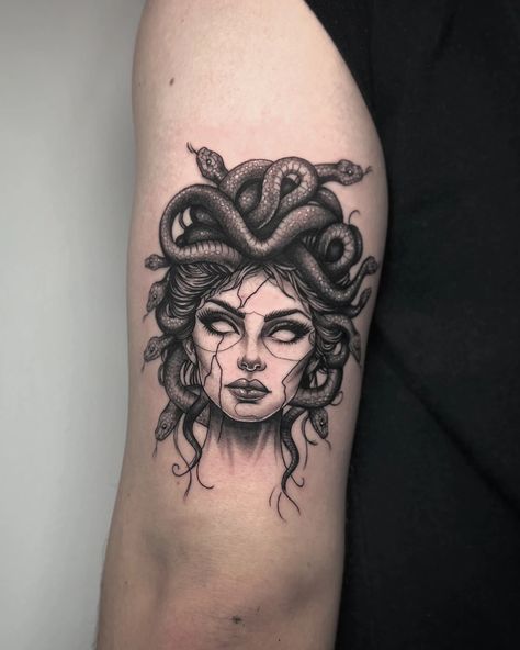 The Intriguing Medusa Tattoo Meaning and 100 Captivating Designs - Auoxx Medusa Tattoos, Medusa Tattoo Design, Medusa Tattoo, Greek Tattoos, Tattoo Videos, Snake Tattoo, Black Ink Tattoos, Dope Tattoos, Symbolic Tattoos