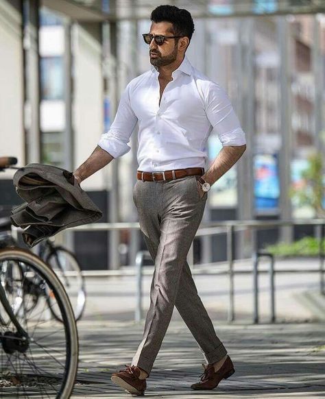 Man Fashion 2023, Formal Outfit For Men, Grey Pants Men, Business Casual Attire For Men, Man Fashion Style, Mens Smart Casual Outfits, Mens Business Casual Outfits, Shirt Outfit Men, Pants Outfit Men