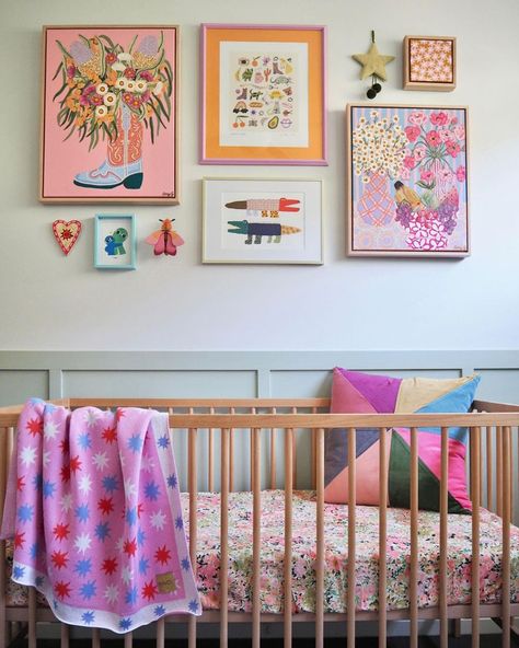 Colorful Baby Nursery, Girl Nursery Colors, Nursery Color Scheme, Eclectic Nursery, Bright Nursery, Baby Room Colors, Painting Colour, Colour Flowers, Baby Nurseries