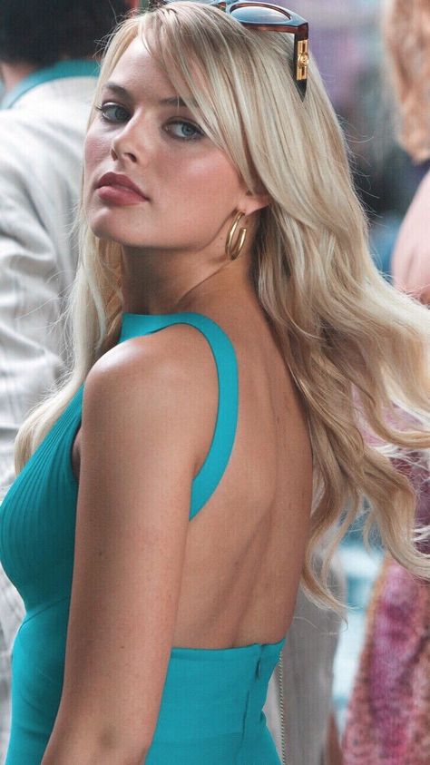 Margot Robbie Harley Quinn, Margot Robbie Harley, Margot Robbie, Supergirl, Harley Quinn, Celebrities Female, Blue Dress, Beautiful Woman, Beauty Women