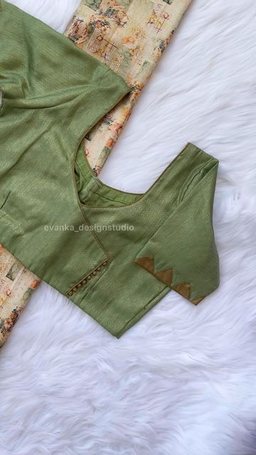 Tussar Silk Blouse Design, Lace Designs For Blouse, Simple Cotton Blouse Designs, Simple Back Neck Blouse Designs, Simple Pattern Blouse Designs, Plain Blouse Designs Simple, Simple Blouse Models, Latest Cotton Blouse Pattern, Blouse Simple Designs