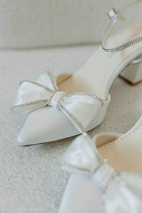 Wedding Shoes Bride With Bow, Wedding Shoes With Bow, Small Heel Shoes, Shoes With Bows, Small Heels, Girly Shoes, Wedding Heels, Crystal Embellishment, Sparkling Crystal