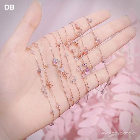 Look at this sparkling ✨✨✨ So delicate & sophisticated 💗 Dayblanc is authentic Korean jewellery from Korean designer 🥰 Be the real with dayblanc 💗 Visit www.dayblanc.kr for online exclusive promotions 🧚‍♀️ Korean Jwellery, Korean Bracelet, Korean Jewellery, Korean Earrings, Korean Jewelry, Dainty Jewelry, Diy Jewellery, Jewelry Branding, Gifts For Girls