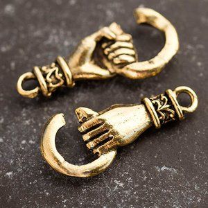 Hand Holding Ring Connector, Hand Hook , Eye Clasp, Fleur-De-Lis Pendant, Antique Gold, 11X25mm, 1set, Made in the USA, AB14 Jewelry Clasps, Bee Charms, Toggle Clasp, Hand Jewelry, Gold Hands, Bracelet Clasps, Ceramic Beads, Gold Material, Jewelry Findings