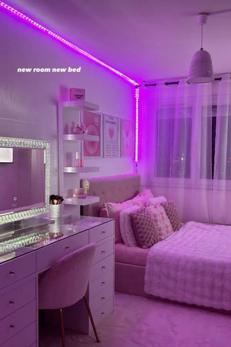 Bedroom Ideas For Small Rooms Cozy, Room Organization Bedroom, Luxury Room Bedroom, Classy Bedroom, Pink Room Decor, Luxury Room, Dekorasi Kamar Tidur, Room Redesign, Girly Room