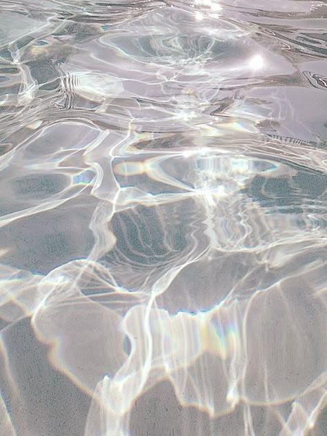 shimmering water #aesthetics #design #designspiration #minimalism #structures #ocean Golden Aesthetic, Warm Aesthetic, Aesthetic Orange, Inspiring Photography, Pattern Texture, Color Textures, Aesthetic Vintage, Blue Aesthetic, Vintage Aesthetic