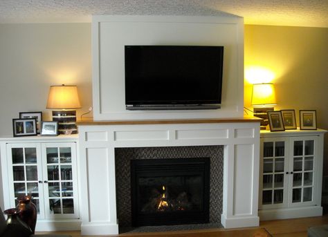 Craftsman Fireplace with built-in media cabinets - Fine Homebuilding Craftsman Fireplace With Tv Above, Craftsman Fireplace With Built Ins, Craftsman Mantle, Fireplace With Tv Above, Tv Mantle, Fireplace Cabinets, Country Fireplace, Craftsman Fireplace, Fireplace Bookshelves