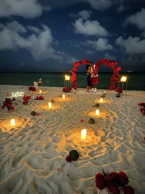 Marry Me Proposal Ideas Romantic Beach, Getting Married On The Beach, Will You Marry Me Beach Ideas, Beach Marry Me Proposal, Proposal Ideas Engagement Surprise Beach, Jamaica Proposal, Proposing At The Beach, Beach Engagement Decor, Lake Proposal Ideas Romantic