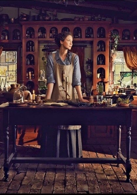 Promotional picture in Entertainment Weekly of Claire Fraser's Surgery Room,   Outlander, Season 5, The Fiery Cross. November 2019 Outlander Home Decor, Outlander Inspired Home Decor, Outlander House, Outlander Kitchen, Outlander Style, Apothecary Shop, Witchy Room, The Fiery Cross, Outlander Claire