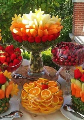 Fruit Tray Ideas, Fruit Buffet, Fruit Appetizers, Fruit Platter Designs, Fruit Platters, Fruit Trays, Decorações Com Comidas, Fruit Displays, Fruit Kabobs