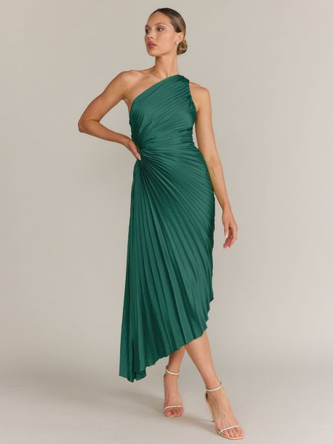 Aakaa Pleated Cutout One-Shoulder Dress - Brands We Love | New York & Company Pleated One Shoulder Dress, Silky Maxi Dress, One Shoulder Cocktail Dress, Simple Prom Dress, Dress One Shoulder, Brown Hair With Highlights, Mom Dress, Bridesmaids Dresses, Jacket Brands