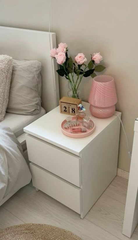 White Room Decor, Dekorasi Kamar Tidur, Dream Apartment Decor, Room Redesign, Girly Room, White Nightstand, Future Room, Makeover Bedroom, Cozy Room Decor