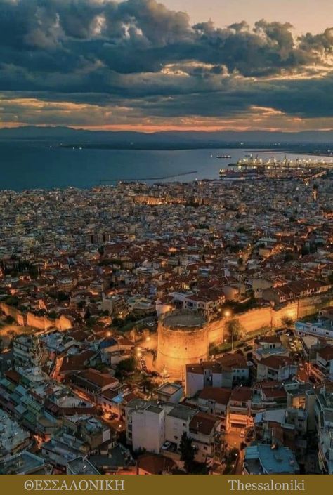 Thessaloniki Greece, Escape Plan, Where To Next, Seven Seas, Beautiful Moon, Thessaloniki, Honeymoon Destinations, My City, Aesthetic Backgrounds