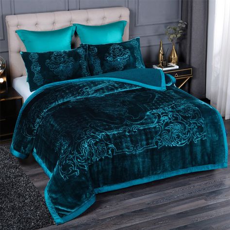 JML King Sherpa Flannel Blanket,3-Piece Embossed Warm Winter Borrego Blanket,7.5lb,79"x91" - Walmart.com Couple Bedrooms, Bedrooms Ideas, Bedding Stores, Bed Sets, Blanket Set, Comforter Set, Bed Blanket, Design Case, My Bedroom