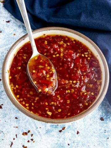 Thai Chili Pepper Sauce, Fresh Thai Chili Pepper Recipes, Chili Pepper Hot Sauce Recipe, November Dinners, Homestead 101, Thai Chilli Sauce, Thai Sweet Chili Sauce Recipe, Habanero Sauce Recipe, Recipes With Chili Garlic Sauce