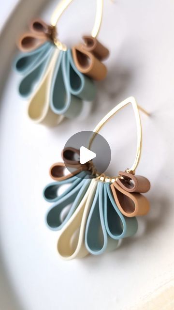 Momo Studio - Polymer Clay Jewelry on Instagram: "The Ribbon Collection and so many other unique designs are available now! 👇🏽  www.momostudiollc.com  EDIT:  BEFORE I GET ALL OF THE QUESTIONS!!! I am really trying to be innovative and creative with everything I am creating and it would really hurt to just let everyone know how to make these and for the design not to feel like my design anymore. Don't  get me wrong, I totally support makers getting inspiration from my designs, but it kind of takes a small part of my soul when I am excited to show something new and the focus shifts to "how can I do this too"  I really appreciate all of the incredible messages, I just don't feel like I wanna share exactly how I make some of my designs so that I can keep them just for Momo for longer or for Sculpey Clay Jewelry, Jewelry How To Make, Polymer Clay Jewelry Diy Tutorials, Earrings Clay Polymer, Polymer Jewelry Ideas, Polymer Clay Earring Designs, Polymer Clay Ideas Jewelry, Polymer Clay Pendant Ideas, Clay Extruder Ideas