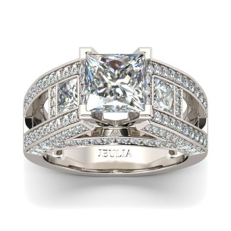 Wedding rings princess cut