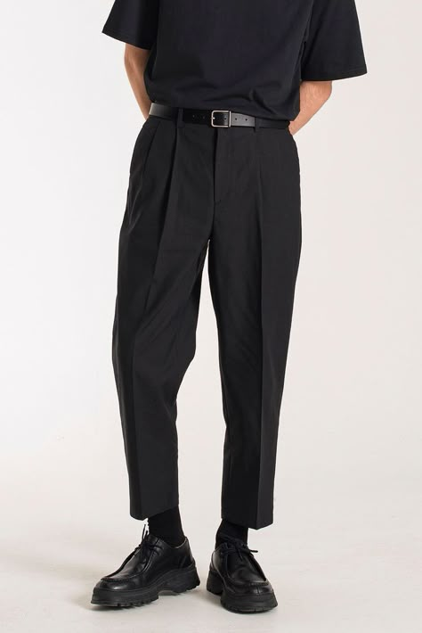 Men Black Trousers Outfit, Black Trousers Outfit Men, Black Trousers Outfit Man, Pintuck Trousers, All Black Outfit Men, Black Pants Outfit Men, Trousers Outfit Men, Black Outfit Men, Black Trousers Men