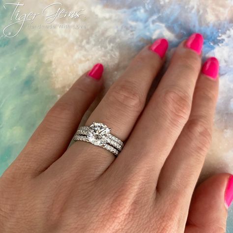 Solitaire Wedding Set, Engagement Ring With Wedding Band, Eternity Band Engagement Ring, Ring With Wedding Band, Promise Ring Band, Eternity Band Set, Wedding Band Styles, Round Solitaire Engagement Ring, Ring Man