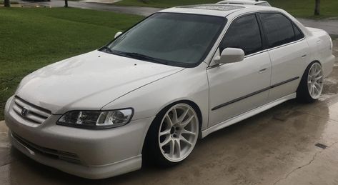 Honda Accord Sedan 99 Honda Accord, 2001 Honda Accord, Mod Cars, Honda Accord Custom, S10 Truck, Honda Civic Car, Sick Cars, Civic Car, Aesthetic Cars