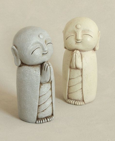 Jizo Statue, Little Buddha, Clay Wall Art, Clay Wall, Garden Statue, Clay Art Projects, Buddha Art, Antique Inspiration, Diy Clay Crafts