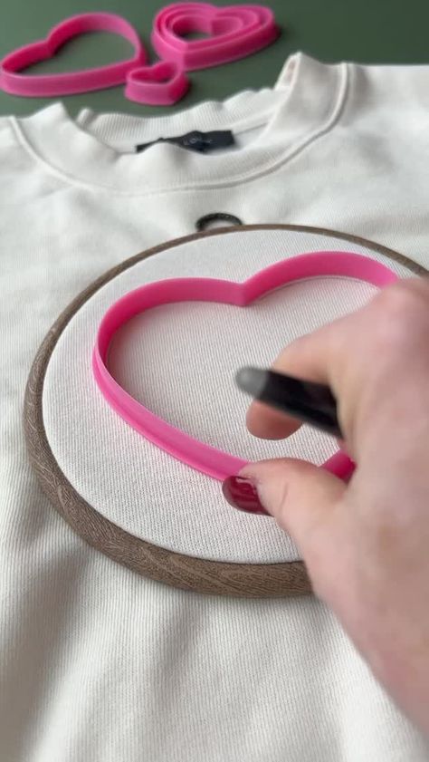 Jenny ~ Embroidery Hoop Art (@flynn_and_mabel) on Threads Embroidery Jeans Diy, Bordados Tambour, Basic Hand Embroidery Stitches, Clothes Embroidery Diy, Simple Hand Embroidery Patterns, Diy Embroidery Designs, Embroidery Tshirt, Heart Embroidery, Hand Embroidery Videos