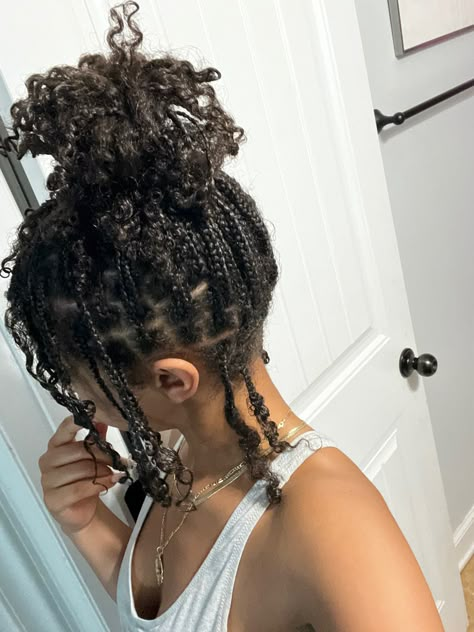 Mini Twist Ponytail, Braids To Locs, Braids With Beads Natural Hair, Cow Wallpaper, Natural Hair Styles For Black, Hairstyles For Natural Hair, Hair Styles For Black Women, Hair Styles Ideas, Protective Hairstyles For Natural Hair