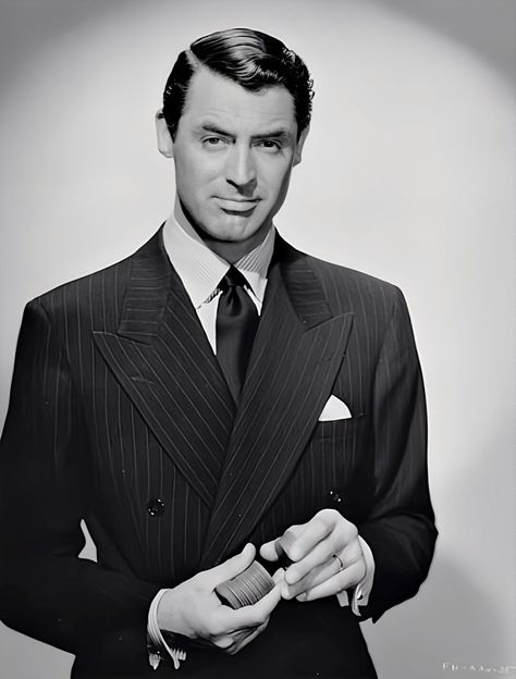 #Actor #Hollywood #Filmstar #Moviestar #Classy #Handsome Old Hollywood Man, Film Noir Men, 1950s Hollywood Aesthetic, Old Hollywood Glamour Men, Hollywood Actors Men, Old Hollywood Men, 50s Actors, Classy Suits Men, Hollywood Suits