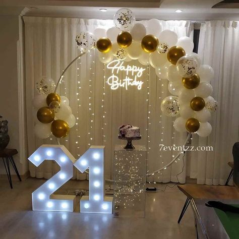 Birthday Function Decoration, Balloon Decorations Party Events, Balloon Decorations Simple, Simple Birthday Decorations At Home, Birthday Lights Decoration, 25 Birthday Decorations, Simple Balloon Decoration, Surprise Birthday Decorations, Birthday Decorations At Home