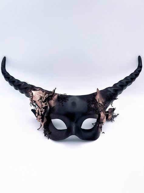 Masquerade mask template