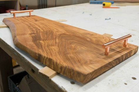 Looking for a material that's versatile, durable, and stylish to lift up your home? If so, these wood slabs projects will give you the inspiration you need! Live Edge Ideas, Diy Projects With Wood, Live Edge Projects, Diy Water Table, Diy Floating Deck, Charcuterie Board Diy, Cedar Wood Projects, Edge Ideas, Projects With Wood