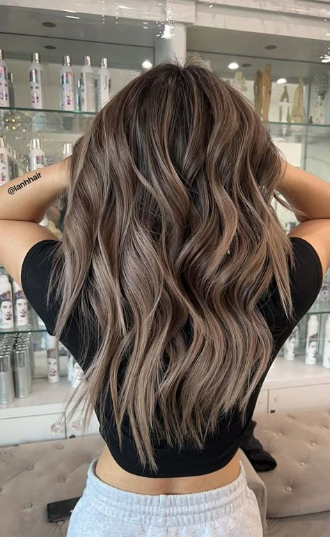 Brown Grown Out Roots, Mushroom Brown Balayage Hair Color, Ashy Dimensional Brunette, 2024 Brown Hair Trends, Brown Hair Ash Highlights, Light Ash Brown Hair Balayage, Mushroom Brown Hair With Highlights, Mushroom Brown Hair Color Balayage, Mushroom Balayage Brunette