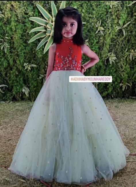 Pin by Rc Ch on Men’s and kids | Baby dress embroidery, Dresses kids girl, Girls frock design Fancy Frocks For Kids, Indian Dresses For Kids, Baby Dress Embroidery, Frocks For Kids, Kids Party Wear Dresses, Kids Dress Collection, Girls Dresses Diy, Embroidery Dresses, Kids Blouse Designs