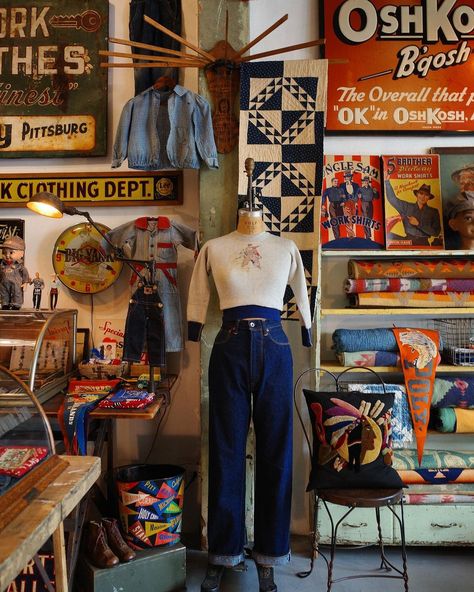 Overall Days on Instagram: “A few updates around the shop.” Hollister Store Interior, Vintage Store Display Ideas, Second Hand Store Ideas, Vintage Shop Interior, Vintage Thrift Shop Aesthetic, Restaurants Background, Vintage Store Aesthetic, Antique Store Aesthetic, Hollister Store