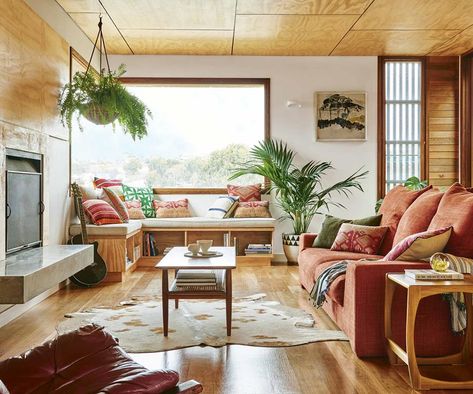 Here are nine ideas for an eco-conscious home that reflects the owners’ vintage taste. 60s Living Room, Remodel Checklist, Retro Beach House, Cheap Living Room, Cheap Living, Living Tv, Living Room Renovation, Edwardian House, Inside Interiors